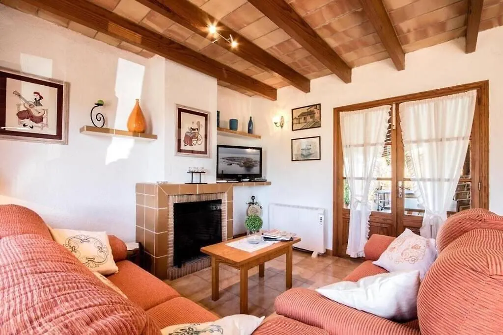 Villa Cozy House Near Port De Pollensa By Renthousing à Port de Pollença